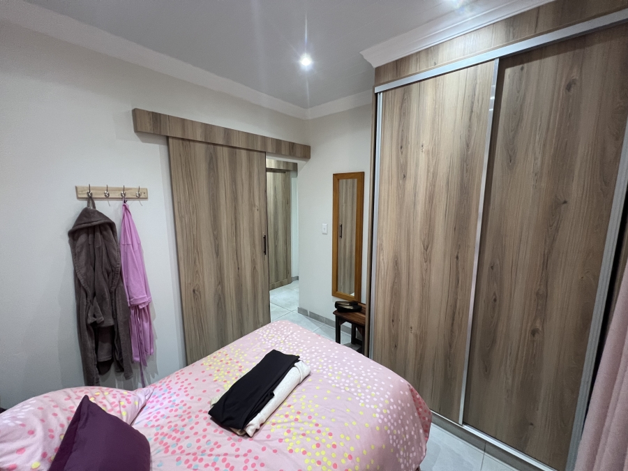 2 Bedroom Property for Sale in Wilkoppies North West